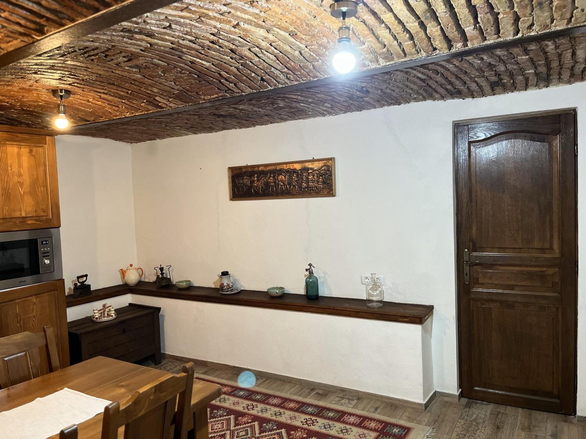 Cozy Apartment Braşov Buitenkant foto