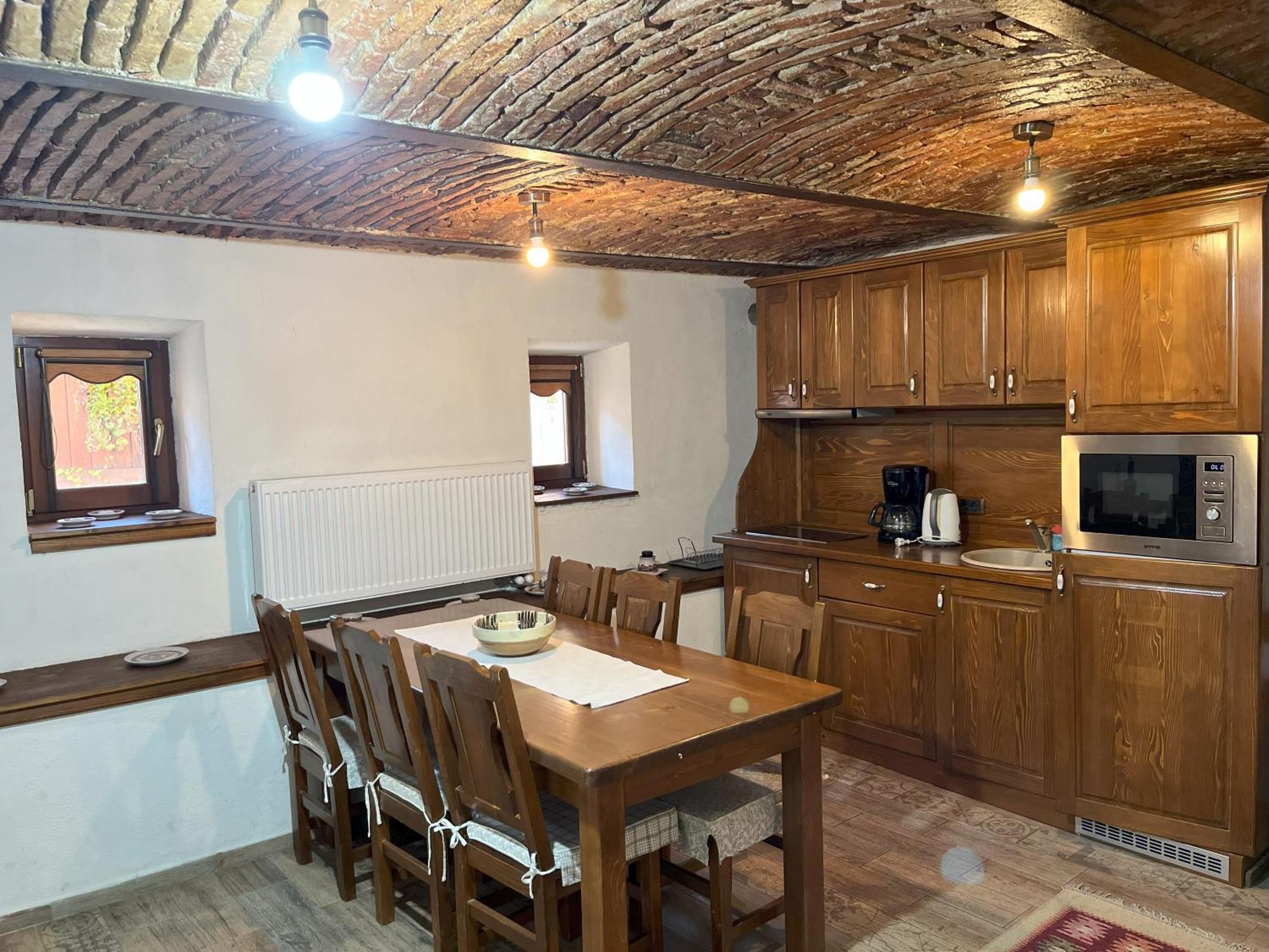 Cozy Apartment Braşov Buitenkant foto