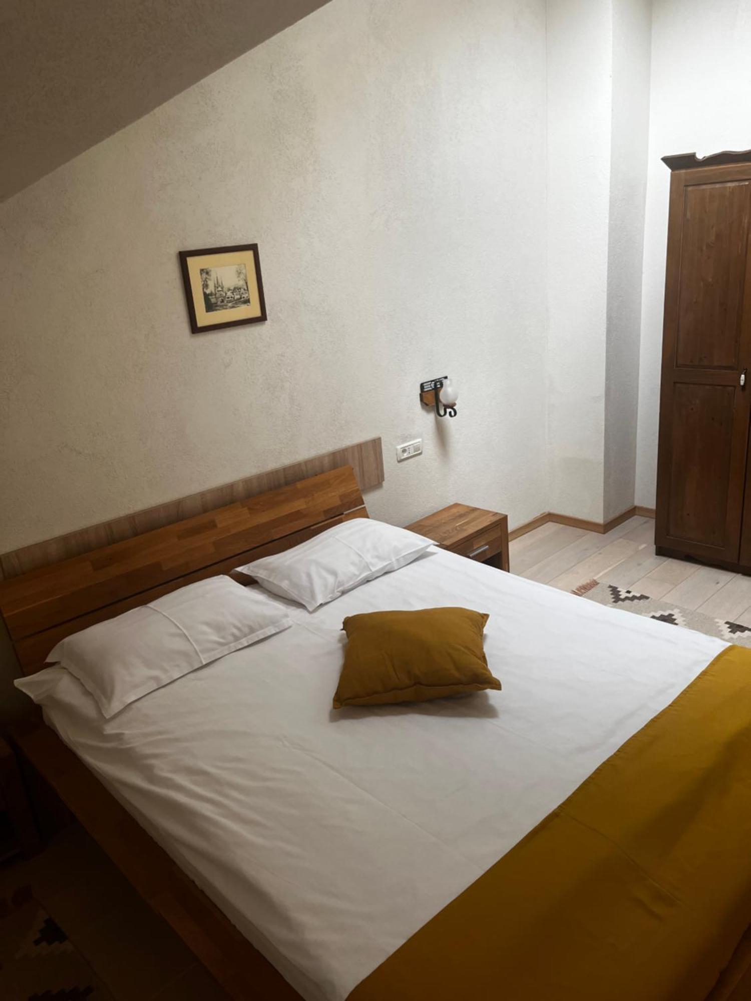 Cozy Apartment Braşov Buitenkant foto