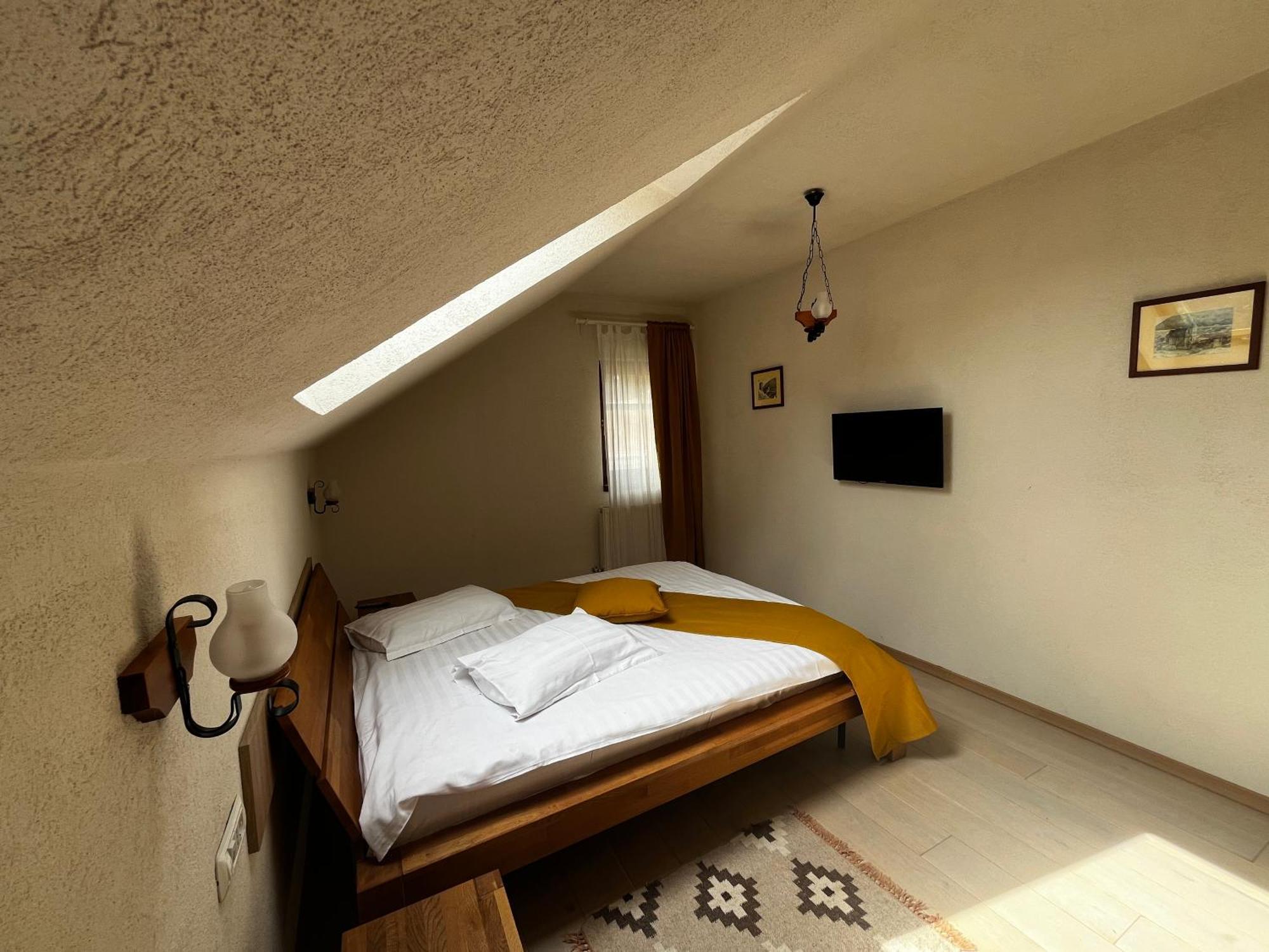 Cozy Apartment Braşov Buitenkant foto