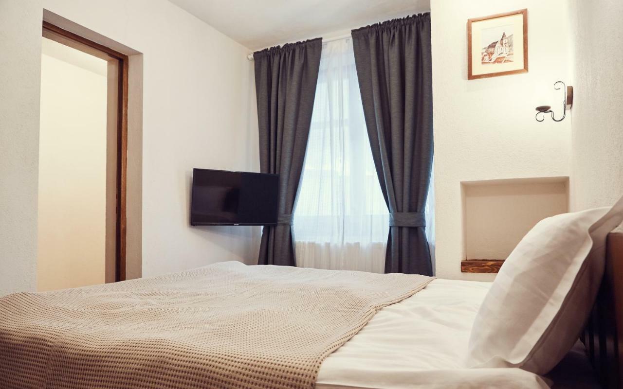 Cozy Apartment Braşov Buitenkant foto