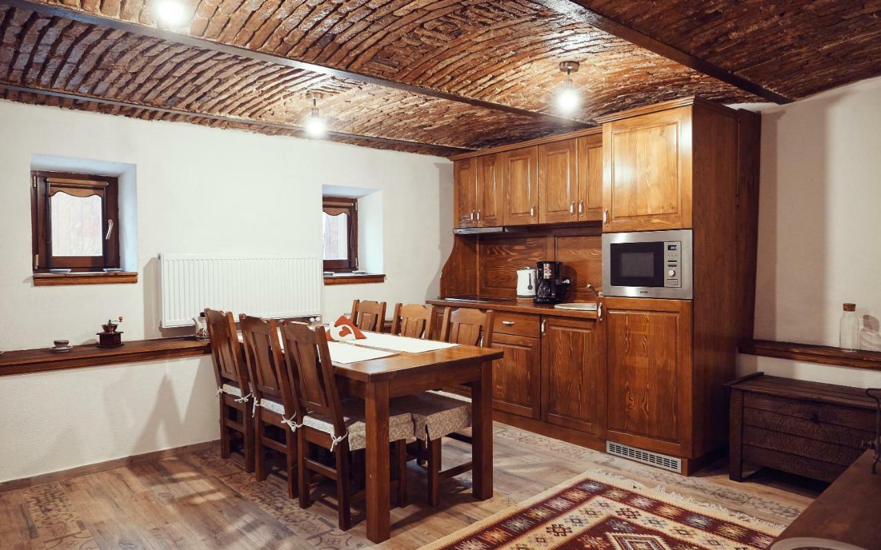 Cozy Apartment Braşov Buitenkant foto
